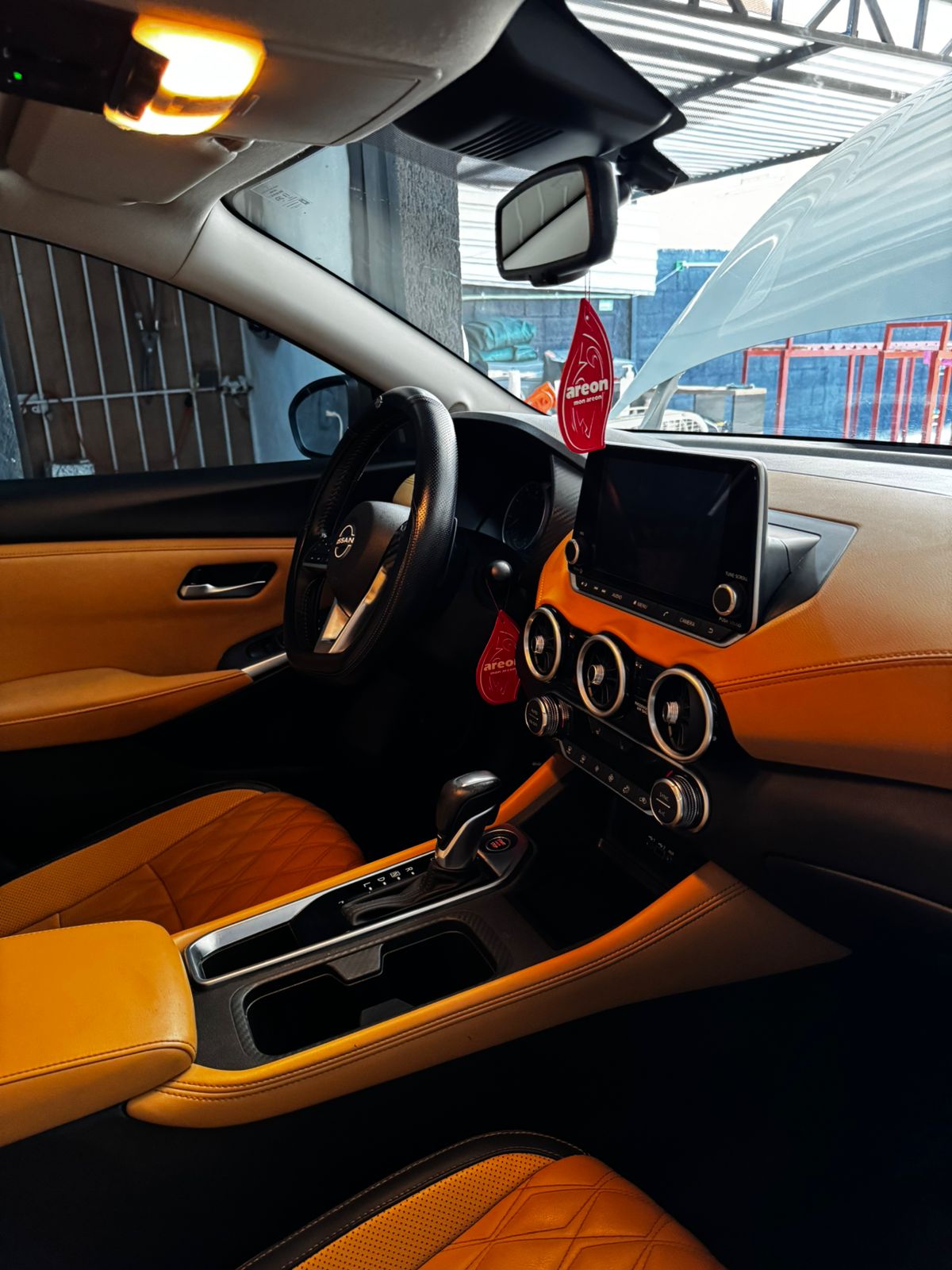 Interior premium limpio y acondicionado